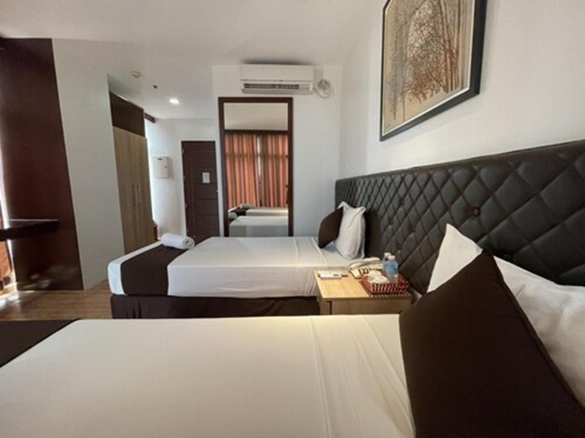 Cebu Capitol Central Hotel & Suites Powered By Cocotel Ruang foto