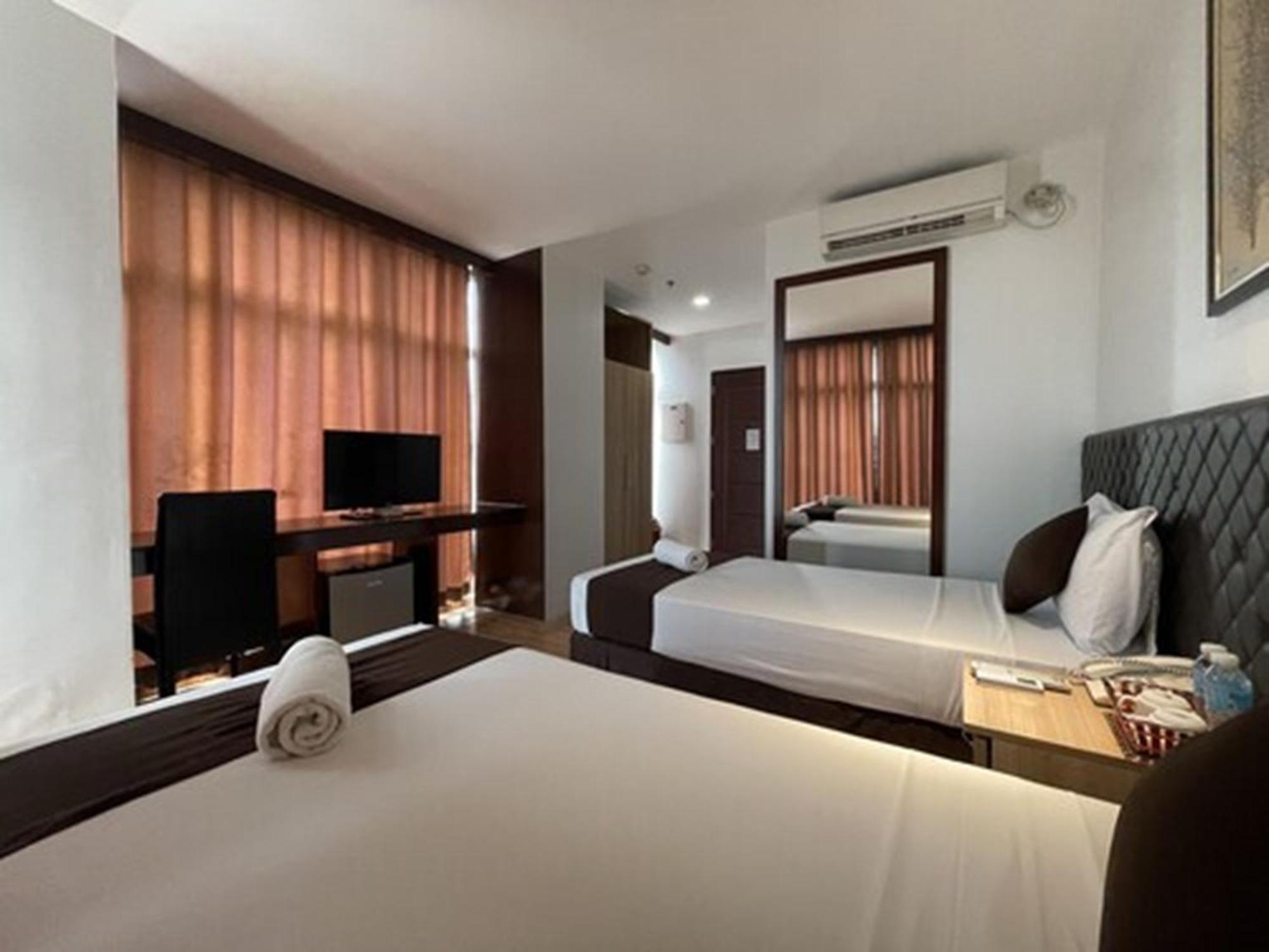 Cebu Capitol Central Hotel & Suites Powered By Cocotel Ruang foto
